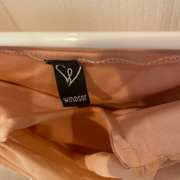 🤩Windsor crop top - Picture 3 of 4